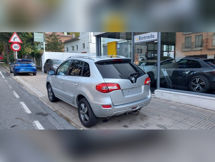 Renault Koleos 2.0 foto 3